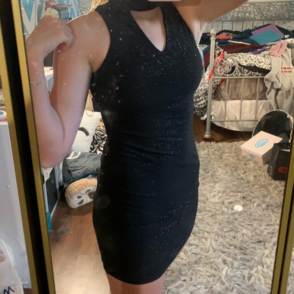 Black Bodycon Dress